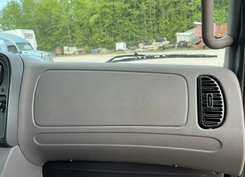 2022 Freightliner M2 photo 24