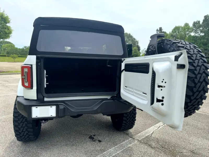 2022 Ford Bronco Outer Banks photo 5