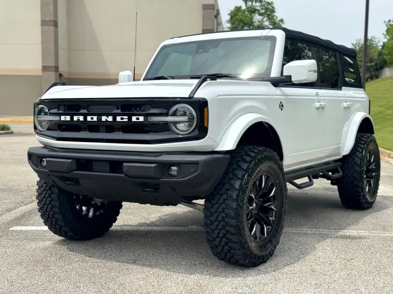 2022 Ford Bronco Outer Banks photo 38