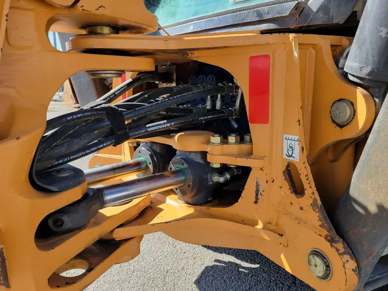 2017 Case 580 Super N Backhoe photo 18