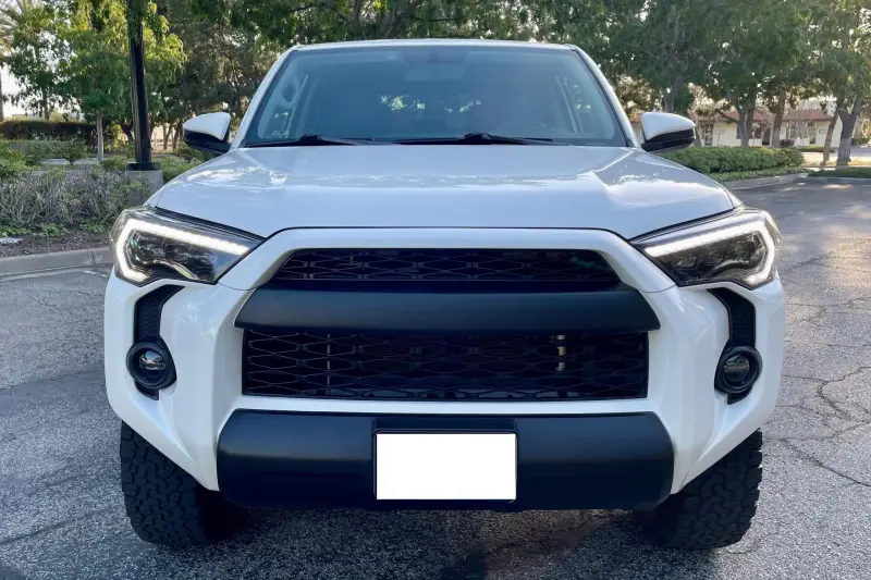 2016 Toyota 4Runner SR5 4x4 photo 2
