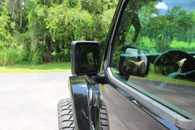 2023 Jeep Gladiator Sport 4x4 photo 13