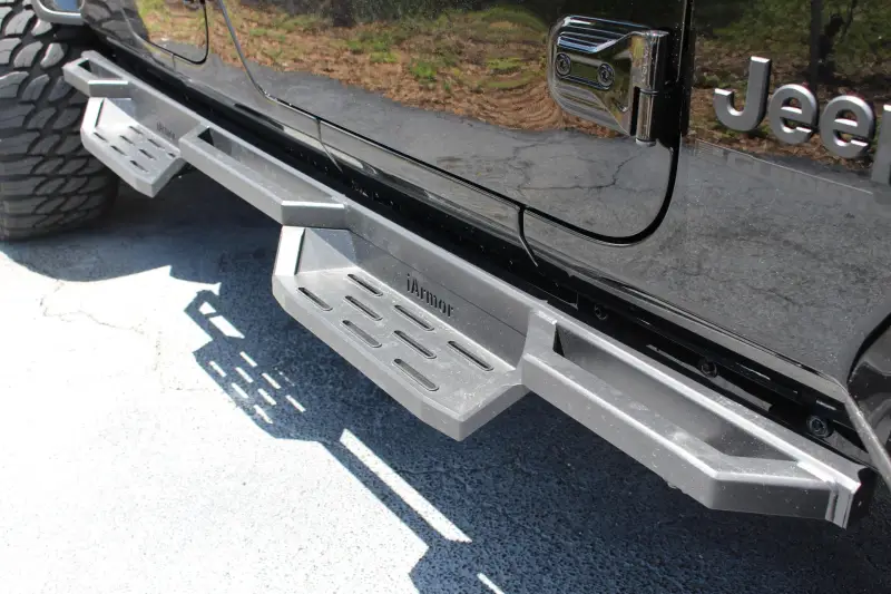 2023 Jeep Gladiator Sport 4x4 photo 9