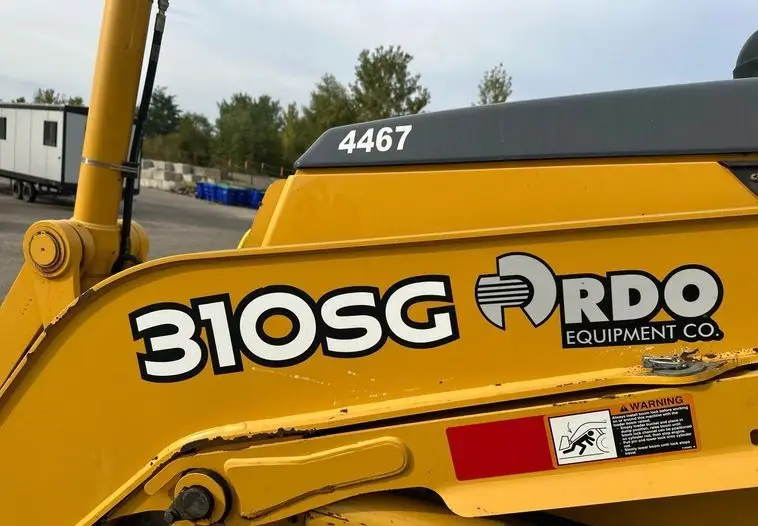 2006 John Deere 310SG Backhoe photo 13