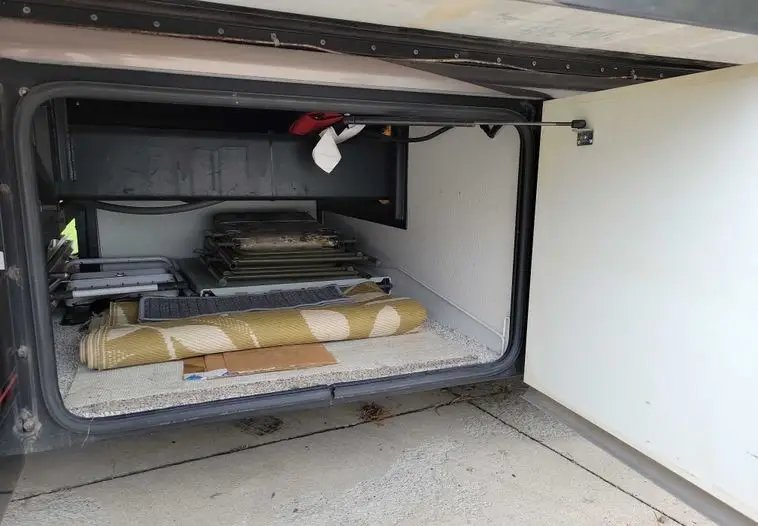 2008 Mandalay Lovers Nest RV photo 39