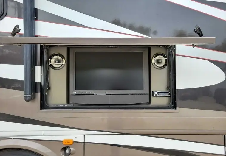 2008 Mandalay Lovers Nest RV photo 21