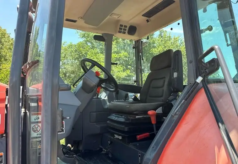 2017 Kubota M6S-111 MFWD photo 22