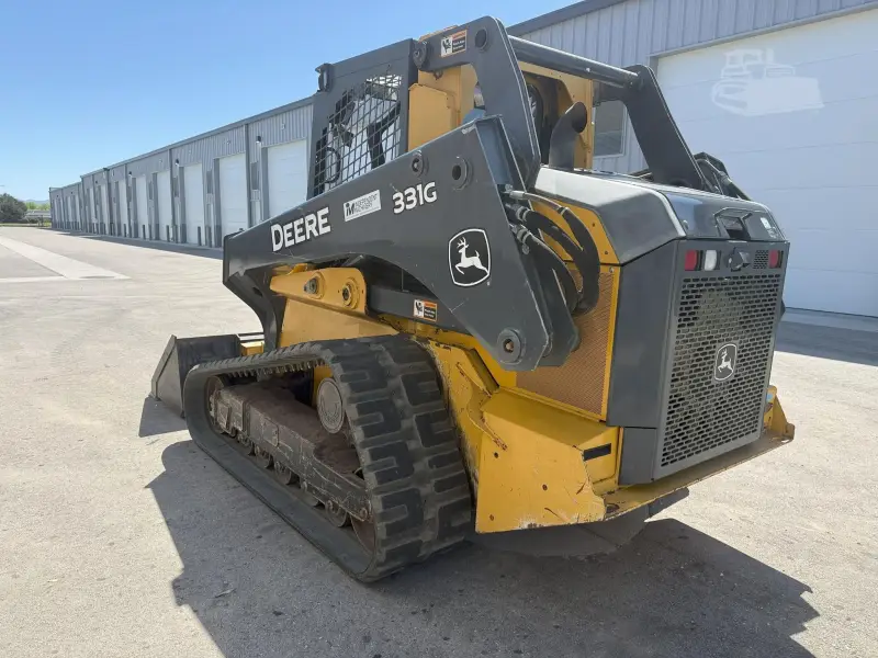 2018 DEERE 331G photo 1