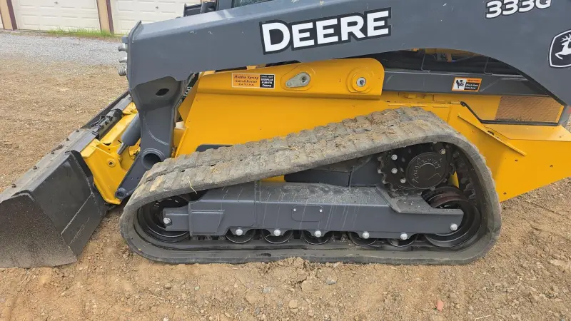 2019 DEERE 333G photo 27