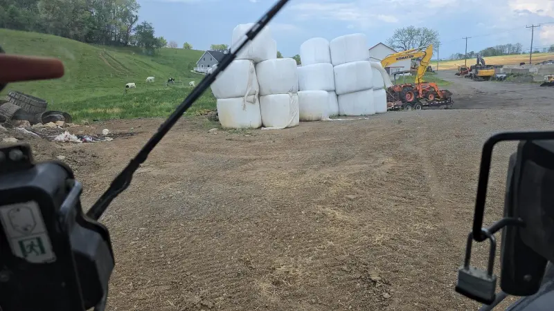 2019 DEERE 333G photo 53