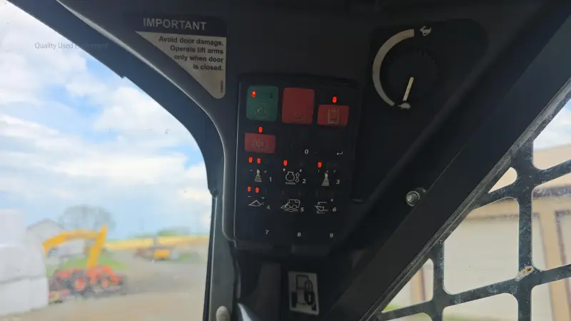 2019 DEERE 333G photo 50