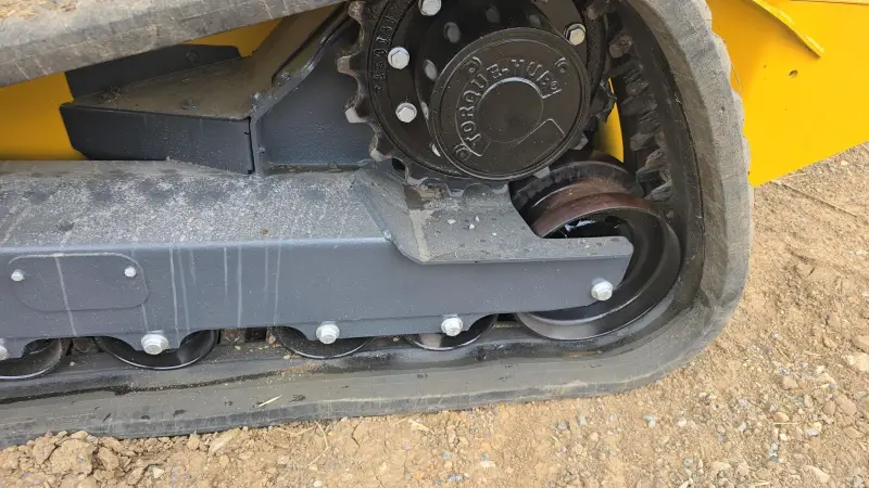 2019 DEERE 333G photo 8