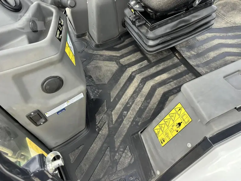 2024 BOBCAT B760 photo 22
