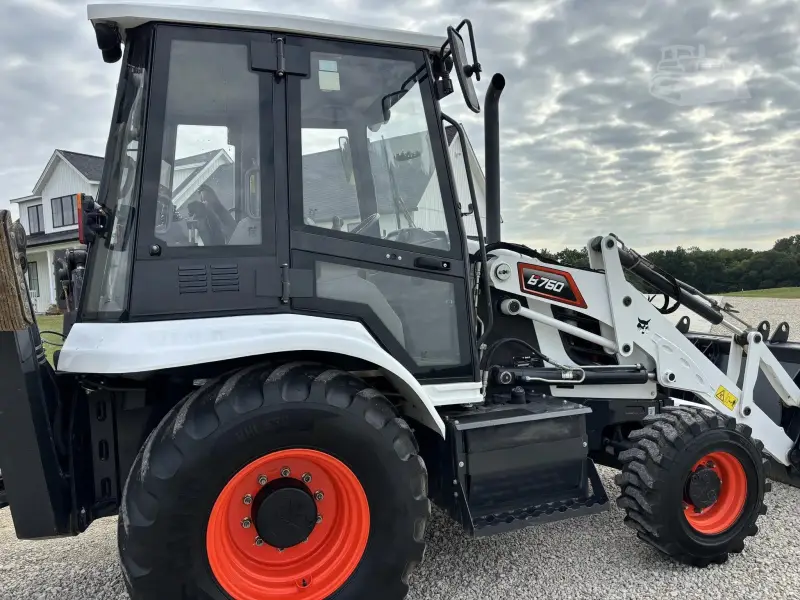 2024 BOBCAT B760 photo 16
