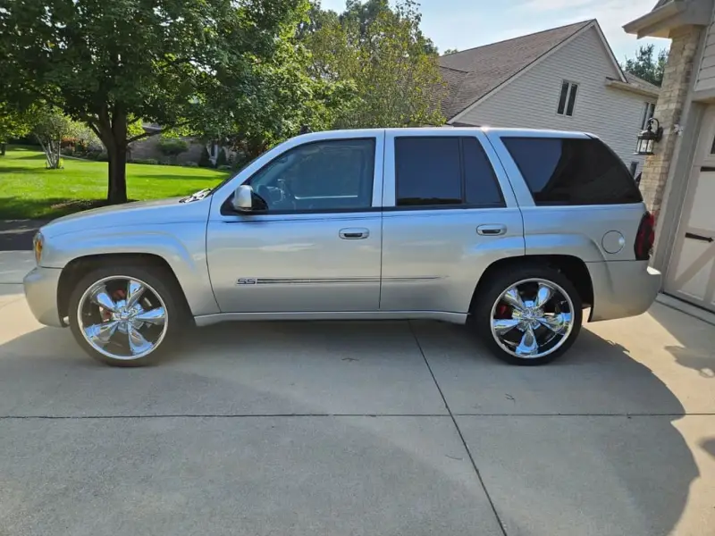 2006 Chevrolet Trailblazer SS photo 30