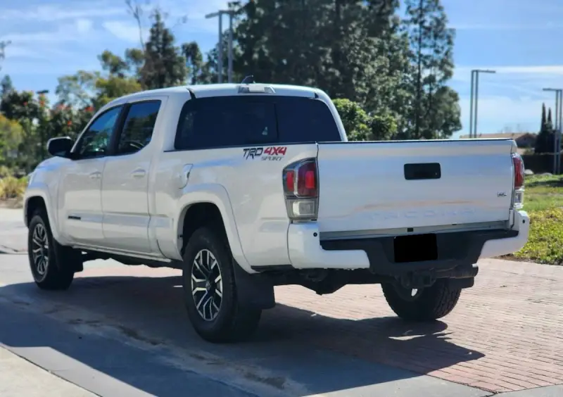 2021 Toyota Tacoma TRD photo 22