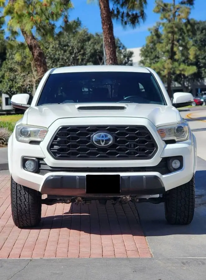 2021 Toyota Tacoma TRD photo 23