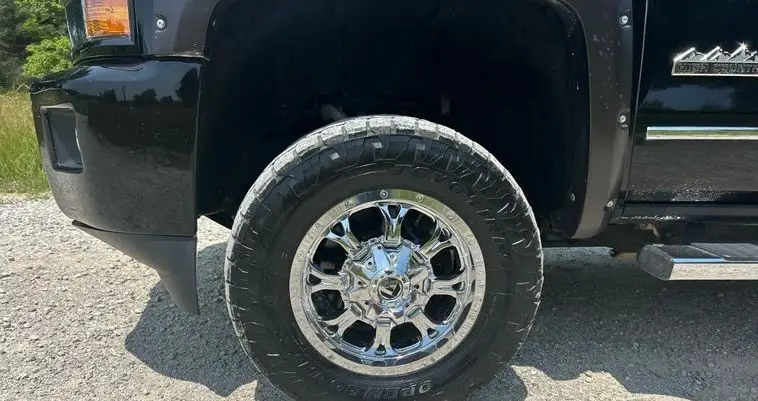2019 Chevrolet Silverado 3500HD High Country Crew Cab 4x4 photo 44
