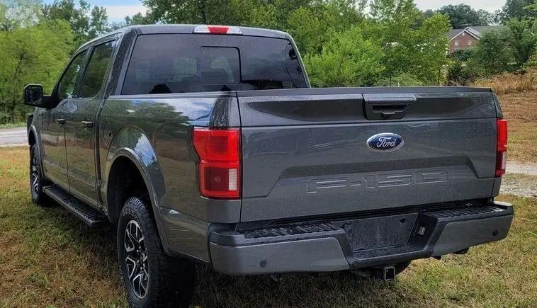 2020 Ford F-150 Lariat SuperCrew photo 7