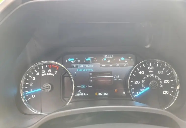 2020 Ford F-150 Lariat SuperCrew photo 21