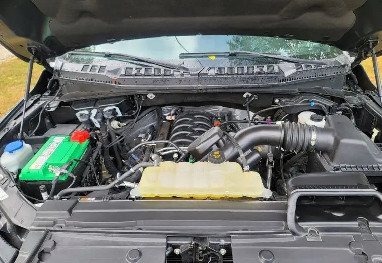 2020 Ford F-150 Lariat SuperCrew photo 45