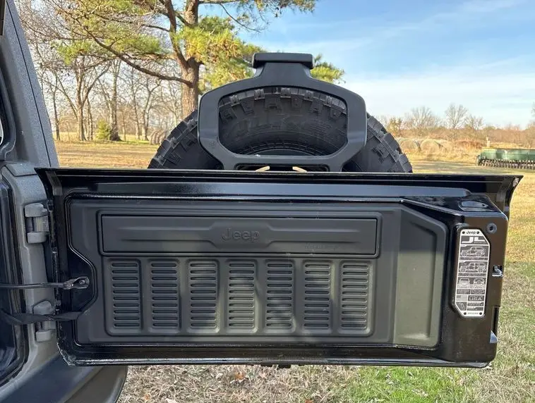 2021 Jeep Wrangler 4x4 Turbo Diesel photo 66