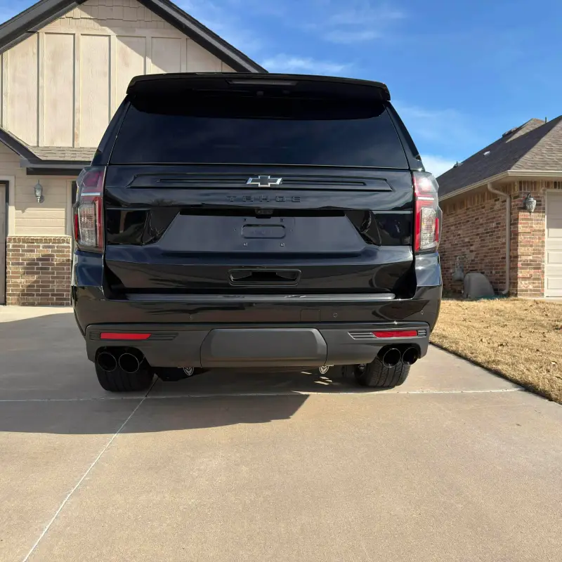 2023 Chevrolet Tahoe High Country 4WD photo 2