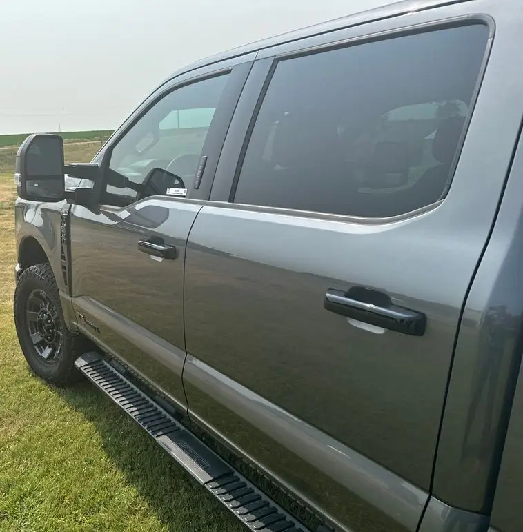 2023 Ford F-250 Super Duty XLT Crew Cab photo 9