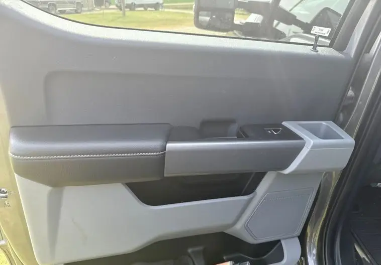 2023 Ford F-250 Super Duty XLT Crew Cab photo 54