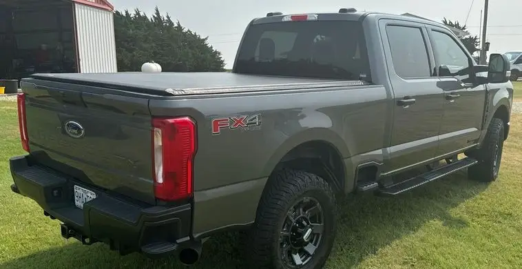 2023 Ford F-250 Super Duty XLT Crew Cab photo 5