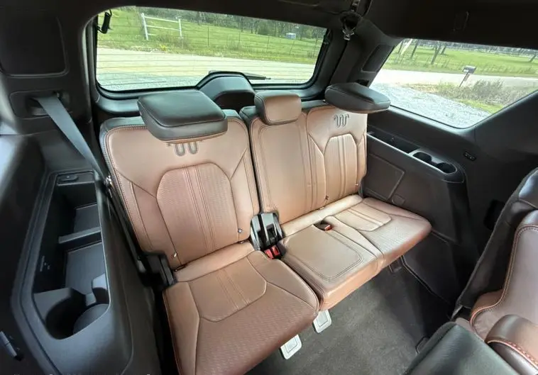 2024 Ford Expedition King Ranch 4WD photo 36